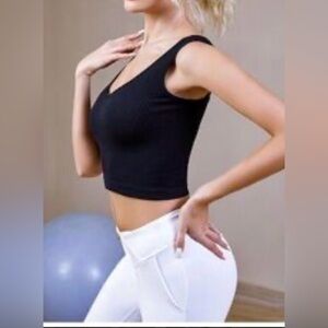 Lemonsky Ribbed Cropped V-Neck Tank Top - NWT